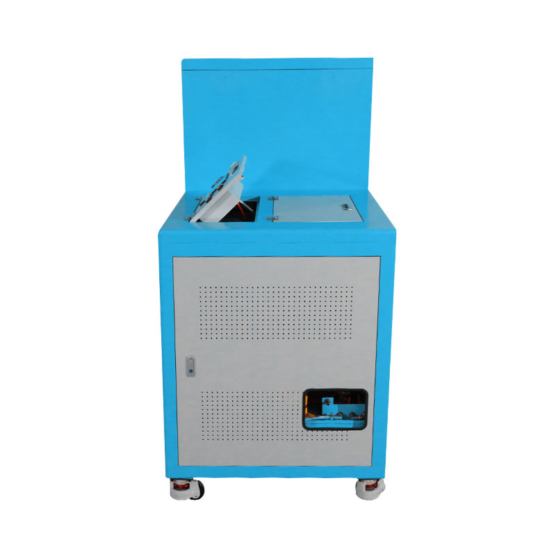 What industries are DPF cleaning machines suitable for?